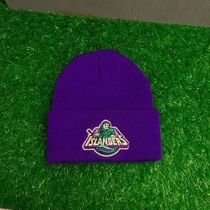 Brand New New York Islanders Fisherman Logo Halloween Edition NHL Beanie